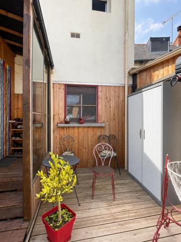 Tout à pied, 4 chambres et 1 jardin à l’abri des regards