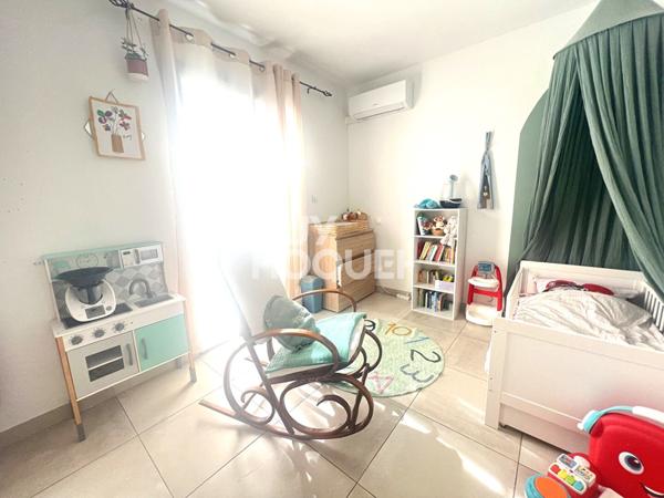 PEZILLA, PLAIN PIED 4 PIECES, GARAGE ET JARDIN