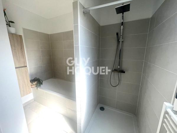 PEZILLA, PLAIN PIED 4 PIECES, GARAGE ET JARDIN