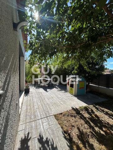 PEZILLA, PLAIN PIED 4 PIECES, GARAGE ET JARDIN