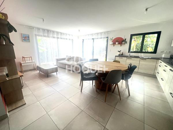 PEZILLA, PLAIN PIED 4 PIECES, GARAGE ET JARDIN