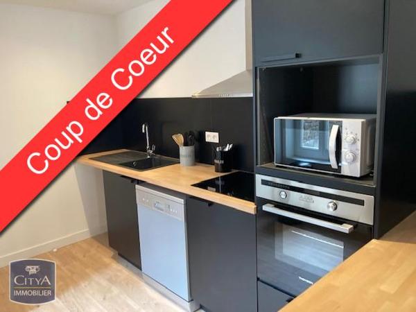 Appartement à louer 5 pièces 110.3m²