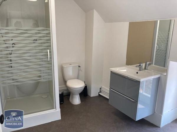 Appartement à louer 5 pièces 110.3m²