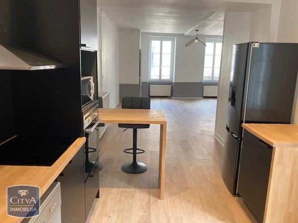 Appartement à louer 5 pièces 110.3m²