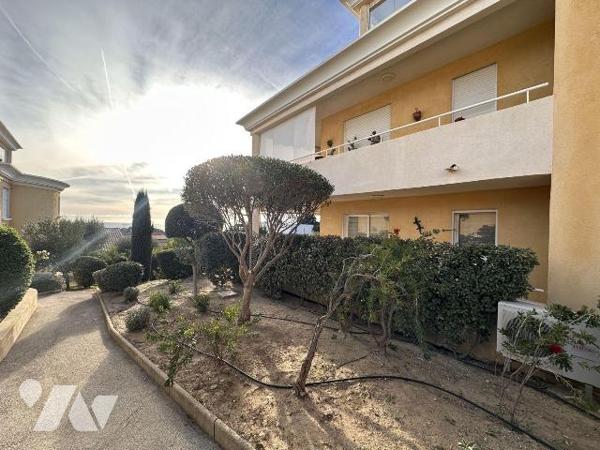A VENDRE BANDOL (83150) VAR - APPARTEMENT 4/5 PIECES DE101 M2 VUE MER - VASTE TERRASSE - GARAGE...