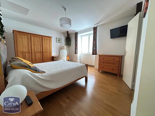 Maison à vendre 9 pièces 226m² Châtellerault (86100)