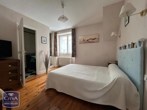 Maison à vendre 9 pièces 226m² Châtellerault (86100)