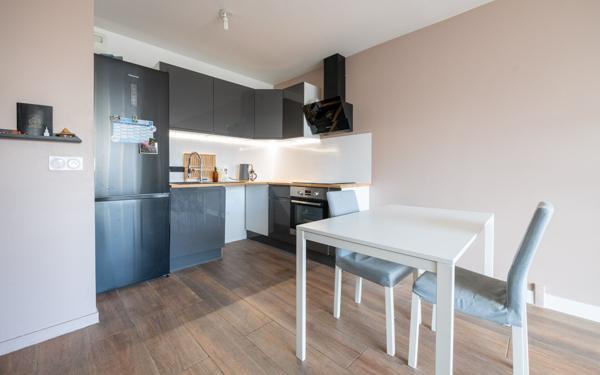 Appartement à vendre    2 pièces • 40,87 m2 Noisy-le-Grand