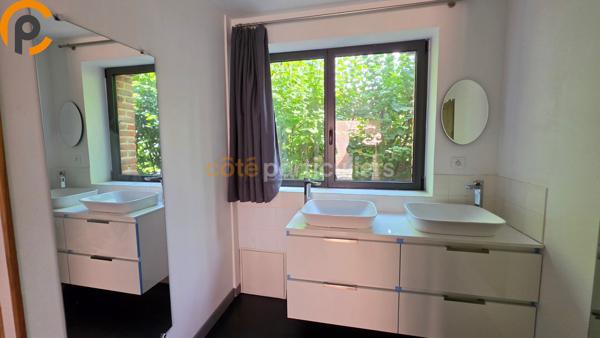 Location
                Maison235 m² - 7 Pièces -
                    VILLENEUVE D ASCQ (59650)