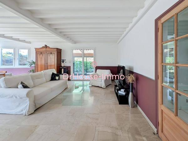 Maison à vendre 8 pièces de 200 m²