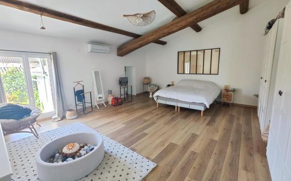 Maison à vendre    5 pièces •  Manduel