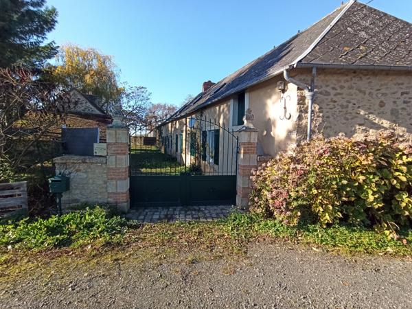 Sur plus de 3 hectares, 400m² de dépendances