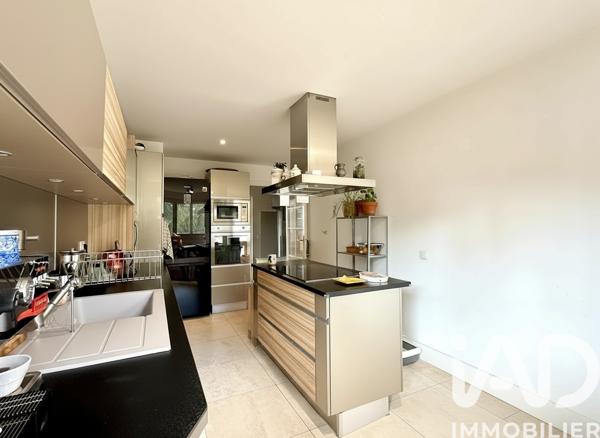 Appartement à vendre 4 pièces 116,32 m² Tassin-la-Demi-Lune