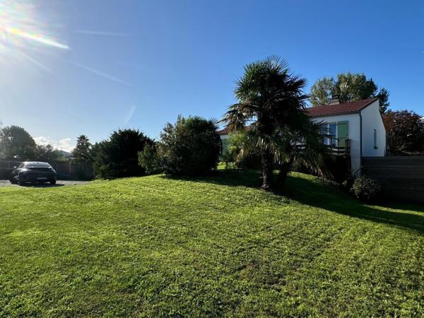 MAISON SPACIEUSE, SANS AUCUN VIS A VIS, A 800 M DE LA MER, NATURE PRESERVEE