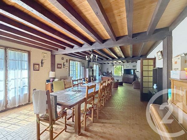 Maison à vendre  7 pièces - 201,80 m 2   ST SULPICE LE GUERETOIS  - 23