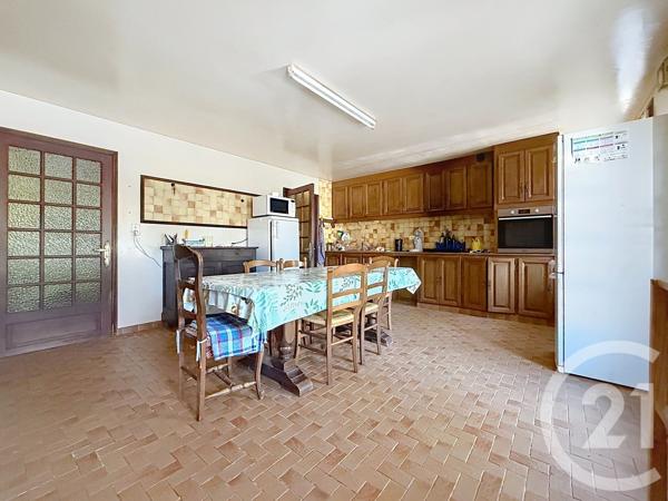 Maison à vendre  7 pièces - 201,80 m 2   ST SULPICE LE GUERETOIS  - 23