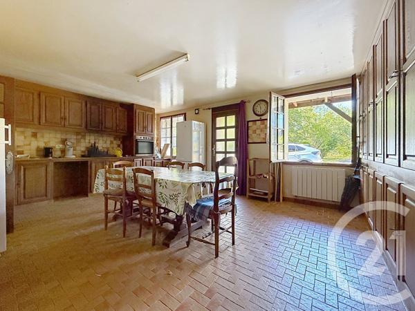 Maison à vendre  7 pièces - 201,80 m 2   ST SULPICE LE GUERETOIS  - 23