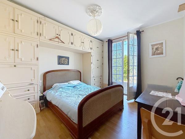 Maison à vendre  7 pièces - 201,80 m 2   ST SULPICE LE GUERETOIS  - 23