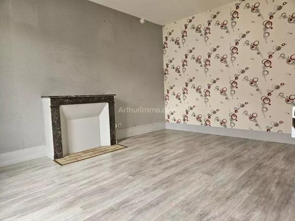 Vente                                                      Appartement
                        
                     2 pièces                      57 m2                     à Massy
