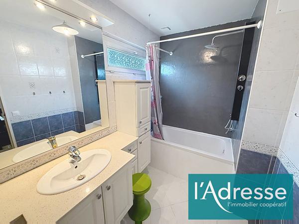 Appartement loué Metz - 75 m2 - 3 chambres - 2 balcons - Parking