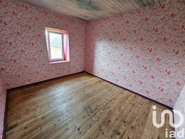 Maison de village 6 pièces de 145 m² à Belle-Isle-en-Terre (22810)