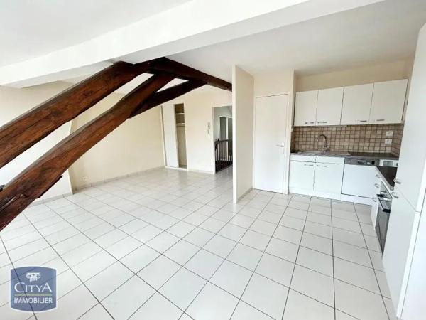 Appartement à louer 2 pièces 52.87m² Decize (58300)