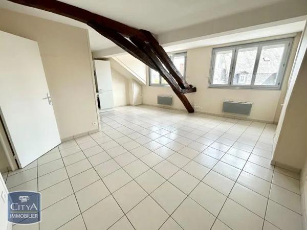 Appartement à louer 2 pièces 52.87m² Decize (58300)
