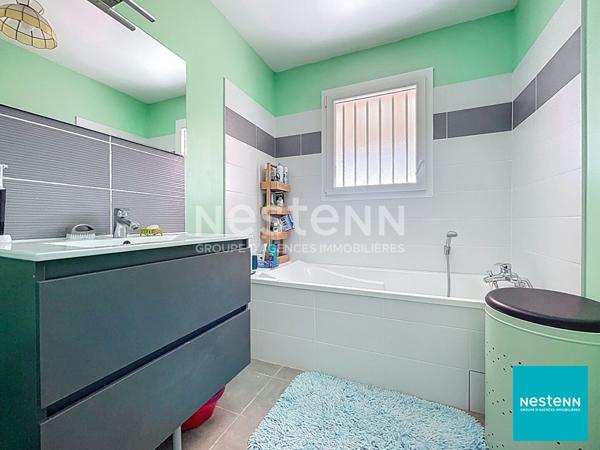 Cleppé maison 118m2 6 mn de Feurs sur terrain de 851 m2 clos et arboré