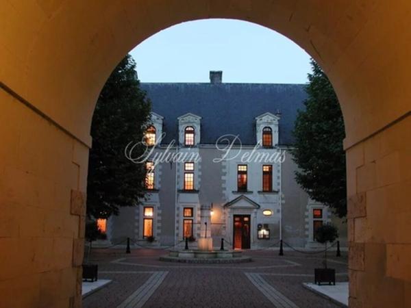 Propriete à vendre 50 pièces proche de AMBOISE (37)