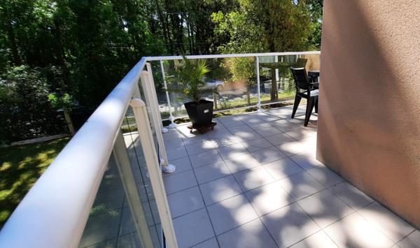 Appartement T3 avec balcon et garage