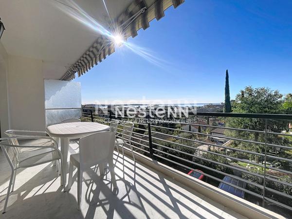 Golfe Juan- T3 dernier étage - Vue mer -Garage + parking