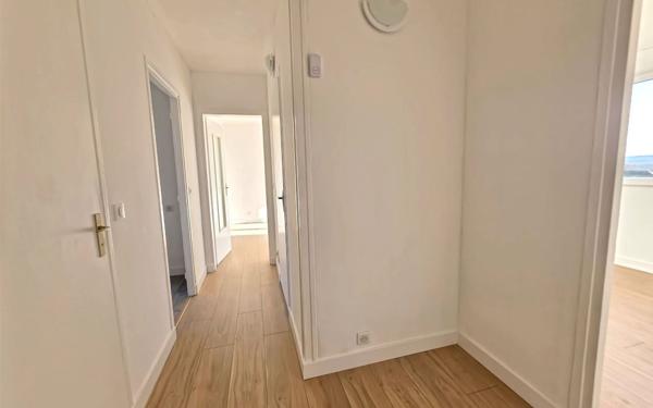 Appartement à vendre    3 pièces • 52 m2 Triel-sur-Seine