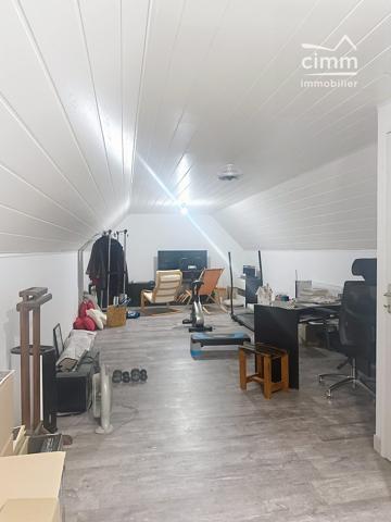 À VENDRE - PAUCOURT - Maison familiale – 232 m² habitables avec 5 chambres sur terrain arboré de 2 000 m² !