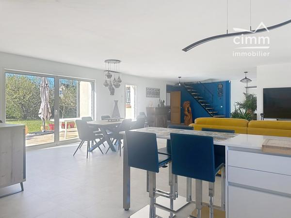 À VENDRE - PAUCOURT - Maison familiale – 232 m² habitables avec 5 chambres sur terrain arboré de 2 000 m² !