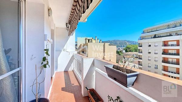 Grand appartement 98 m² traversant, ascenseur au 5ème, 2 terrasses, de beaux volumes
