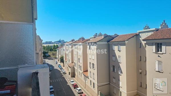 Grand appartement 98 m² traversant, ascenseur au 5ème, 2 terrasses, de beaux volumes