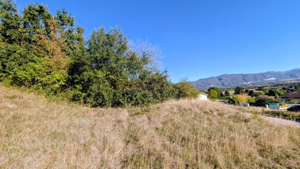 Terrain constructible Saint Lattier 1129 m2 , Saint lattier