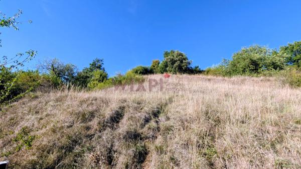 Terrain constructible Saint Lattier 1129 m2 , Saint lattier