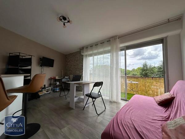 Appartement à louer 1 pièce 28m² Saintes (17100)