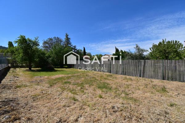 Maison en pierre au cœur de la Provence