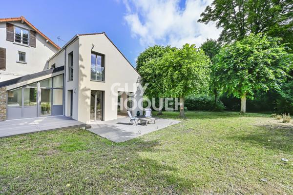 EXCLUSIVITÉ GUY HOQUET - Maison d'exception à vendre à Rueil-Malmaison - Bois Préau
