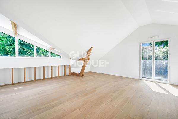 EXCLUSIVITÉ GUY HOQUET - Maison d'exception à vendre à Rueil-Malmaison - Bois Préau