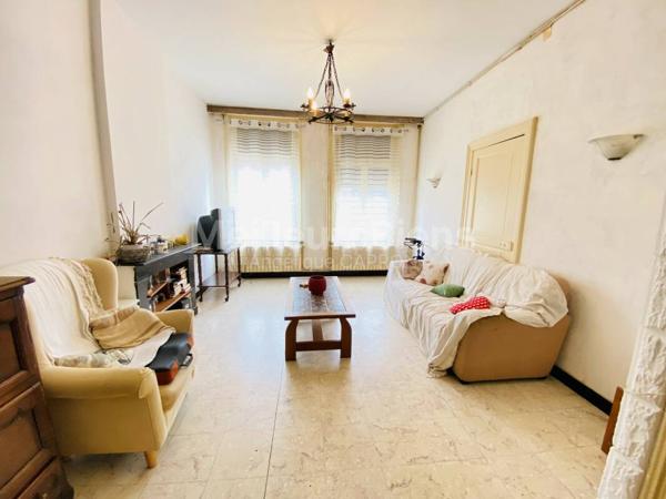 Maison à rénover centre de Saint-Amand-Les-Eaux 3 chambres et un jardin