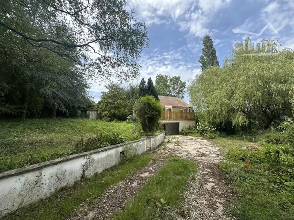 Maison individuelle avec sous-sol total, grand terrain et potentiel constructible – Dhuisy