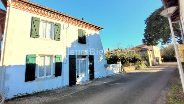 Maison de village 4 pièces, 94 m2,Terrain  250 m2