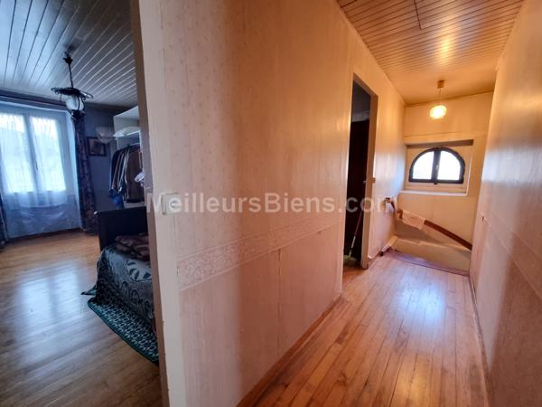 Maison de village 4 pièces, 94 m2,Terrain  250 m2