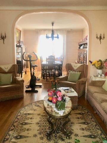 Maison 110 m2 avec sous-sol+maison 33 m2+entrepôt 108 m2+garage 20 m2 sur parcelle de 914 m2 constructible