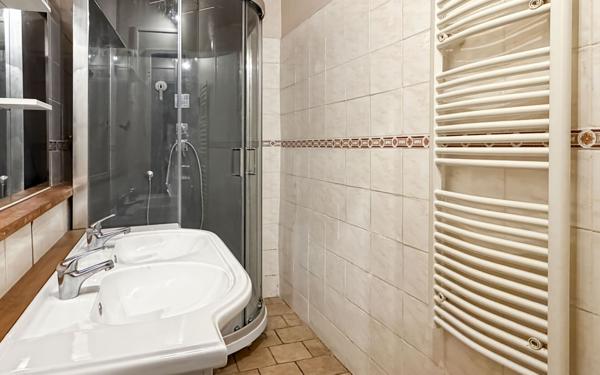 Maison à vendre    5 pièces • 115 m2 Beaucaire