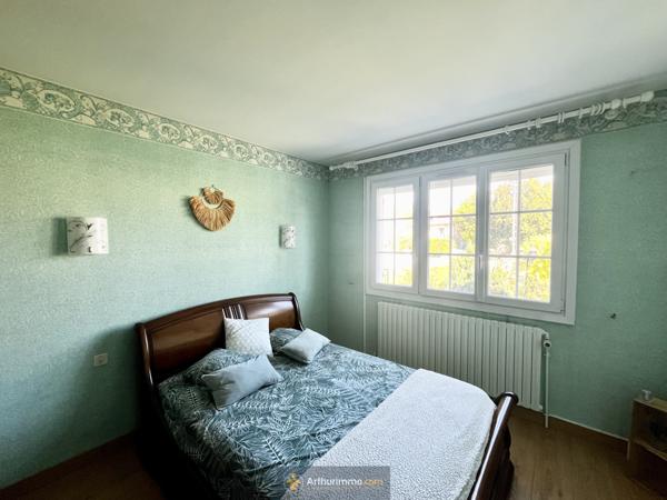 Coulommiers (77120) Maison T7 160m² Terrain 1223m² 3 Chambres en Plain-Pied.