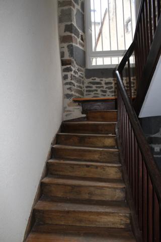IMMEUBLE DE RAPPORT CENTRE-VILLE Mauriac (15200)
